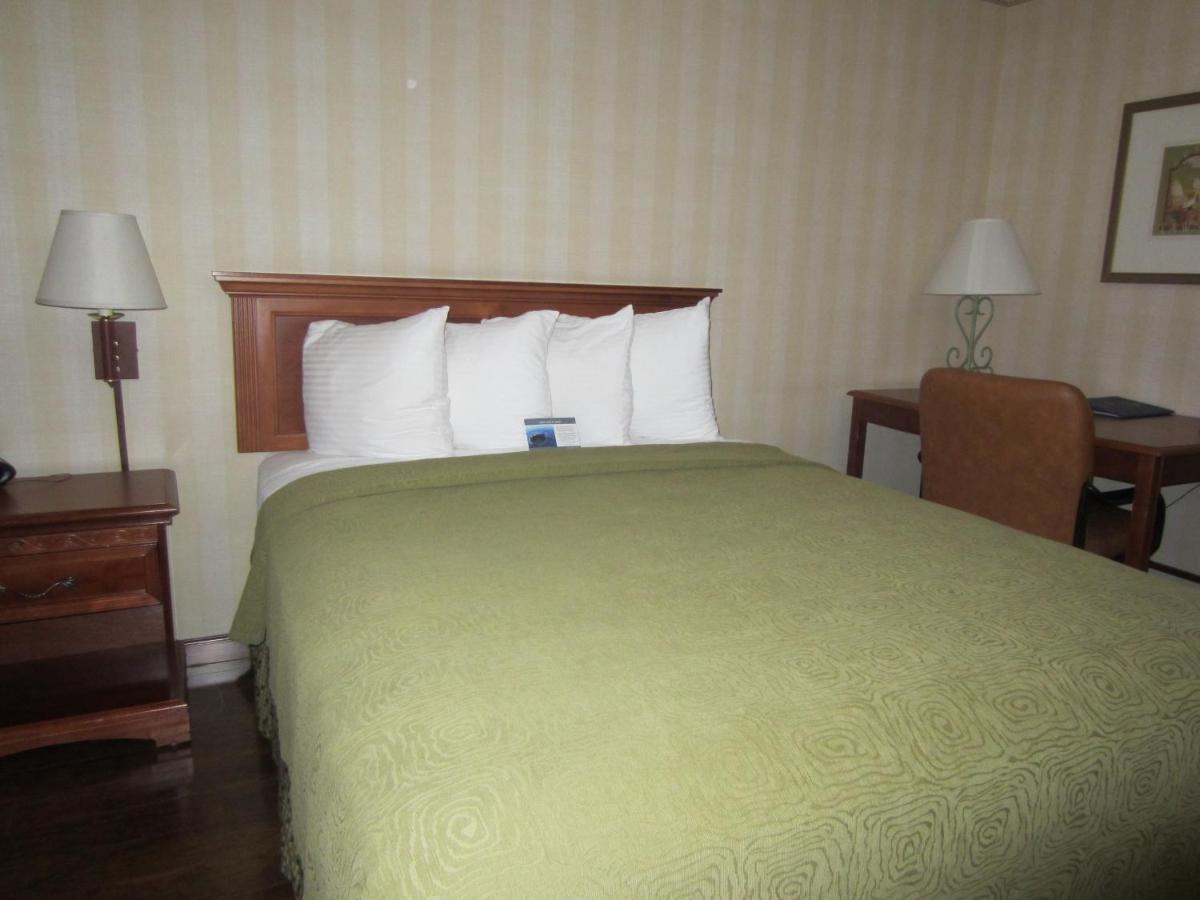 Best Western Plus Raffles Inn & Suites Anaheim Cameră foto